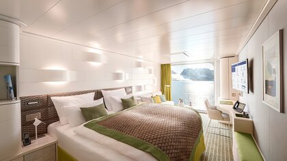 HANSEATIC nature Panoramic Cabin
