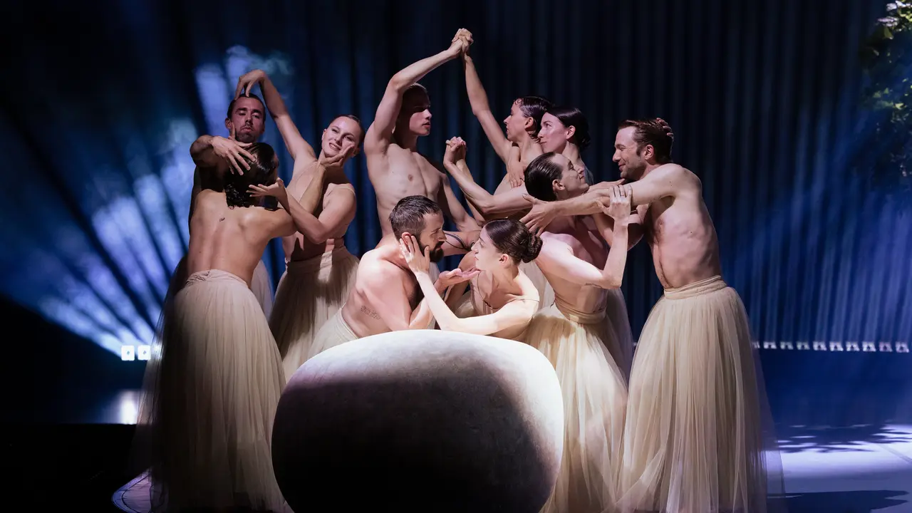 Johnny McMillan (right) enjoyed great success in Alexander Ekman’s ensemble TAKE FIVE on the EUROPA 2, © Hapag-Lloyd Cruises/Susanne Baade  (Image at LateCruiseNews.com - April 2025)